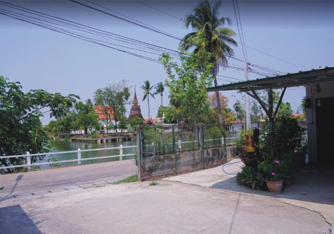 Yaijaew House Apartment สุโขทัย ภายนอก รูปภาพ